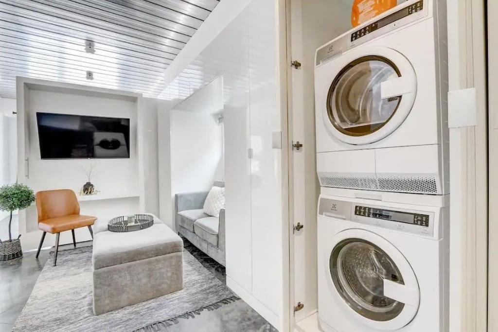 Kcm Mikros Smart Apartments 8 Клівленд Екстер'єр фото